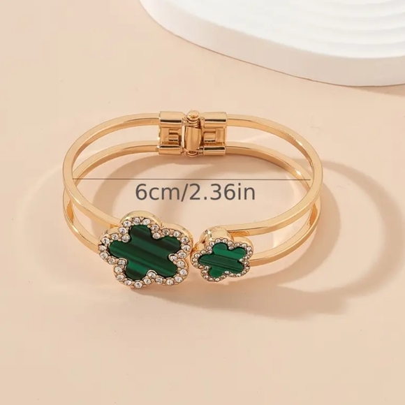 Green flower Rhinestone Cuff Bracelet - Picture 2 of 3